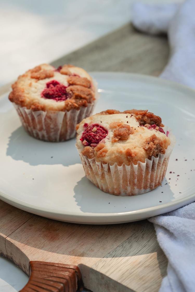 Raspberry Buttermilk Muffins Recipe