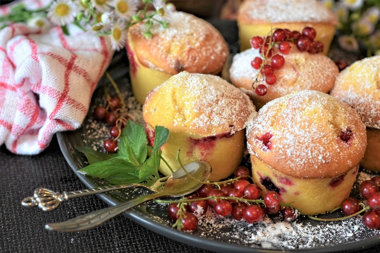 Homemade Red Currant Muffins